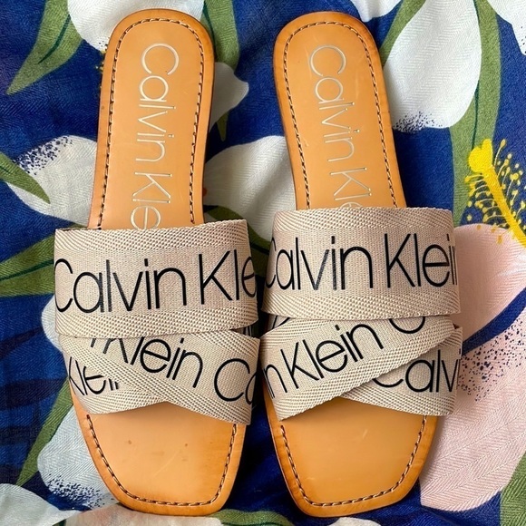 Brand New Calvin Klein Multi Cross Fabric Strap Slides Sandals - Picture 10 of 10